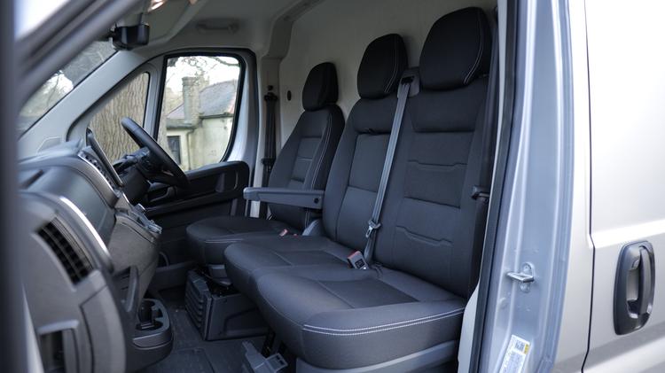 VAUXHALL MOVANO 3.5T HEAVY L4 DIESEL FWD 2.2 Turbo D 140 Dropside Prime